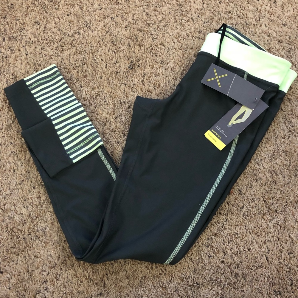 Athletic capris